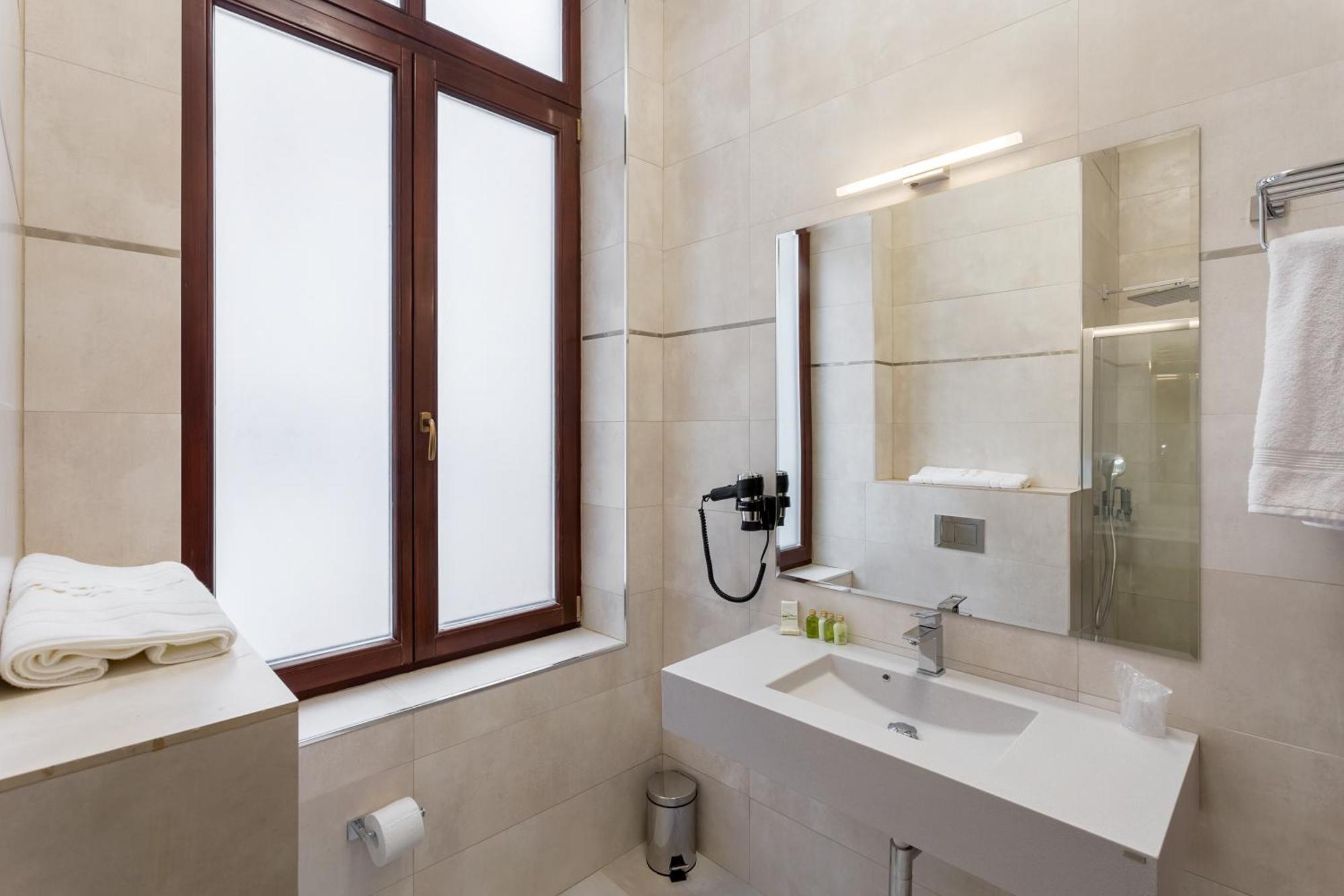 Lahovary Palace Hotel Bükreş Oda fotoğraf